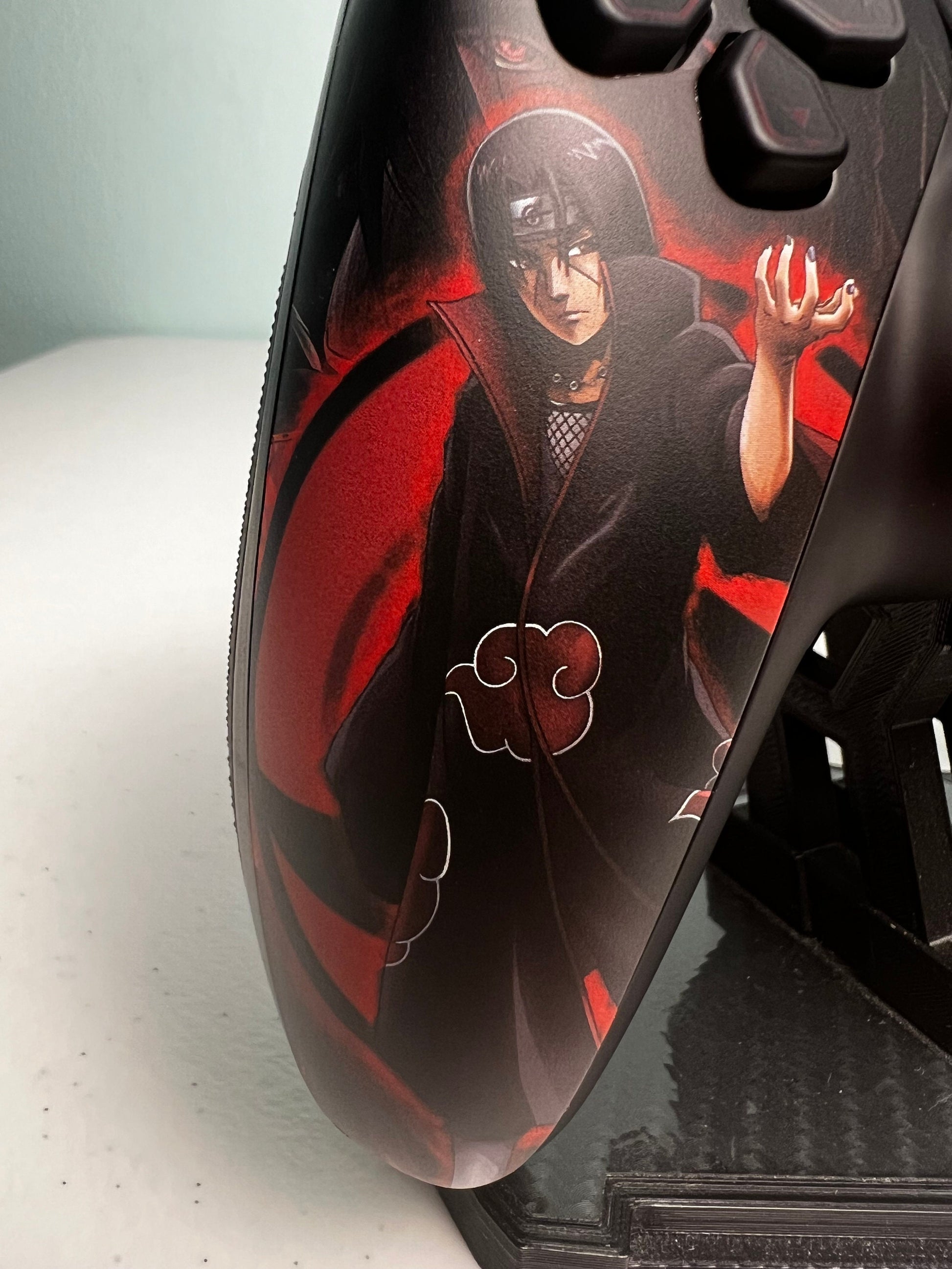 Anime Manga - Red Clouds - RGB LED - Custom Wireless Controller for PS5 or PC